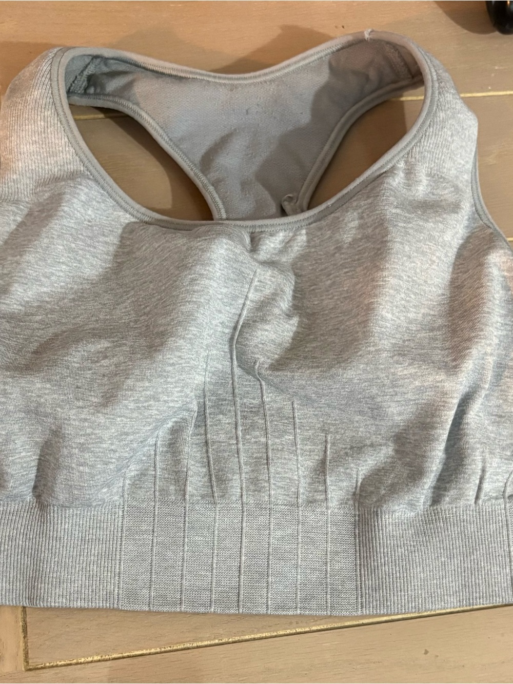 Champion Light Heather Gray Seamless Racerback Sports Bra. XL
